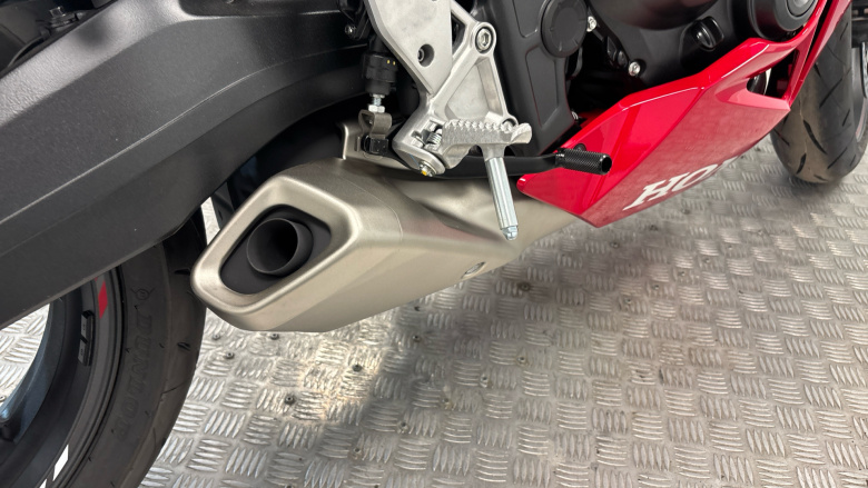 Honda CBR650R E-Clutch (26MY)
